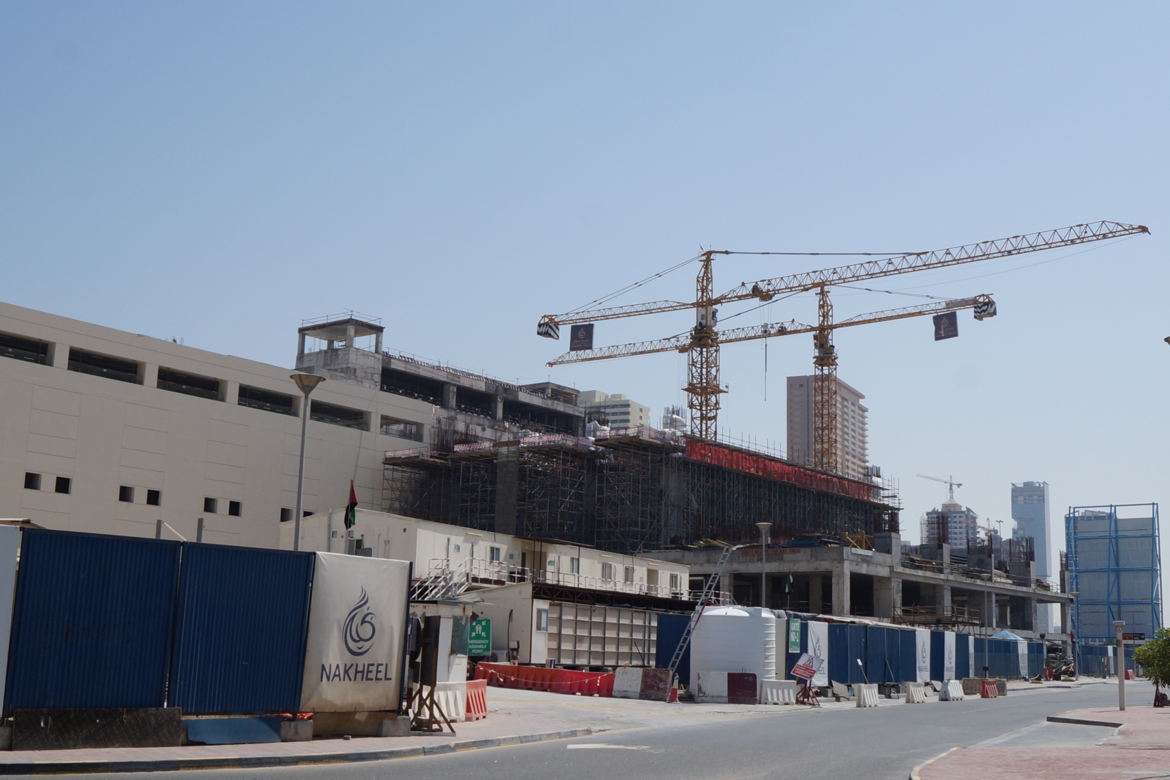 Al Khail Mall offers